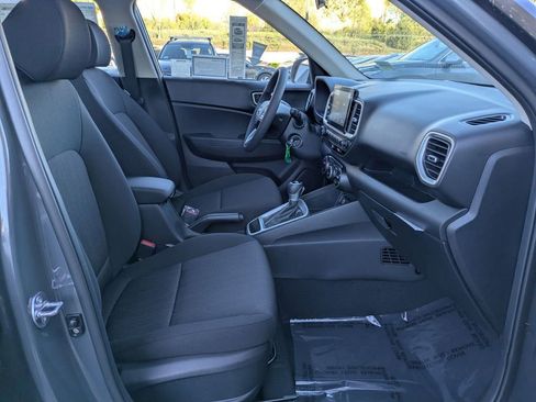 New 2026 Hyundai Venue SE image 27