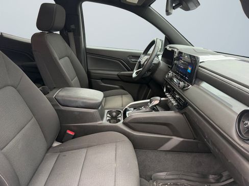 Used 2023 Chevrolet Colorado LT w/ LT Convenience Package II image 17
