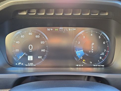 Used 2020 Volvo XC90 T6 R-Design image 20