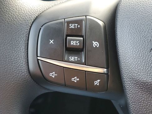 New 2025 Ford Maverick XL image 12