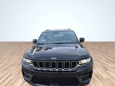 New 2025 Jeep Grand Cherokee Laredo X w/ Luxury Tech Group I image 3