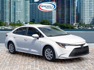 Used 2024 Toyota Corolla LE video 3