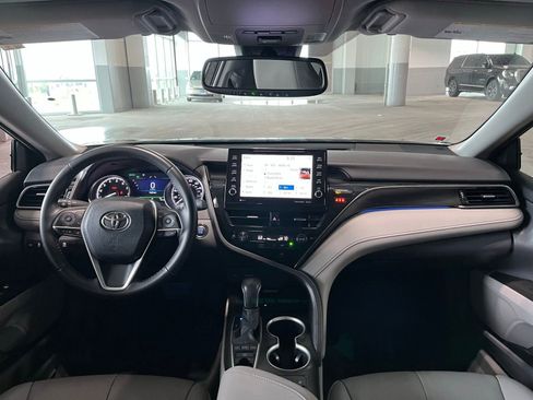 Used 2023 Toyota Camry XLE image 36