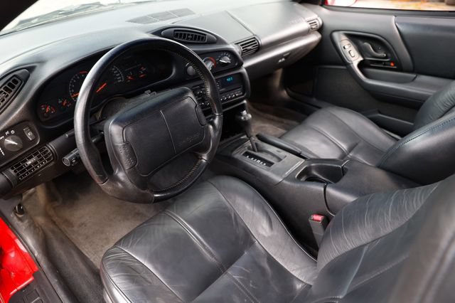 Used 1996 Chevrolet Camaro Z28 RWD image 6