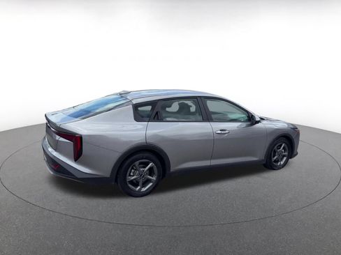 Used 2025 Kia K4 FWD image 14