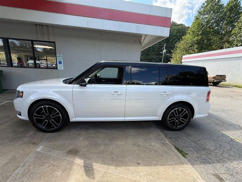 Used 2014 Ford Flex SEL w/ Equipment Group 202A FWD image 13