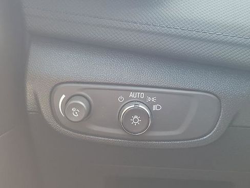 Used 2024 Chevrolet TrailBlazer LT image 17