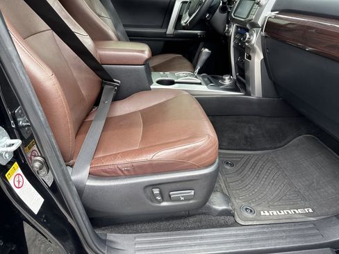 Used 2016 Toyota 4Runner Limited AWD/4WD image 13