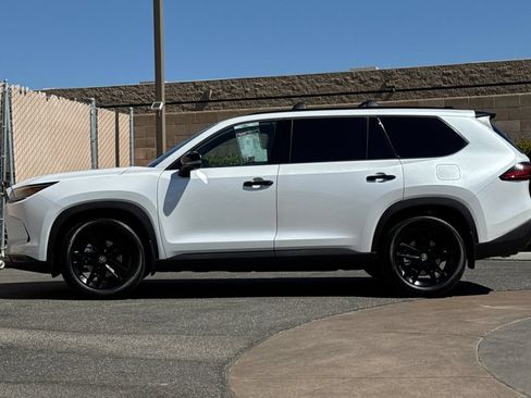 Used 2026 Toyota Grand Highlander AWD Hybrid image 7