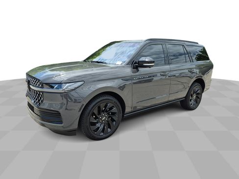 Used 2025 Lincoln Navigator Black Label AWD/4WD image 1