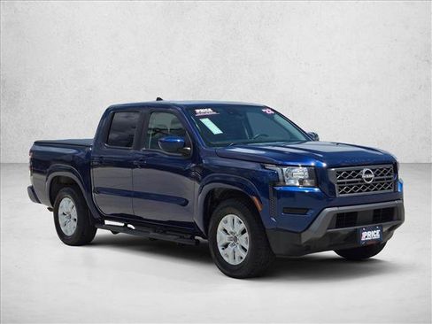Used 2023 Nissan Frontier SV RWD image 3