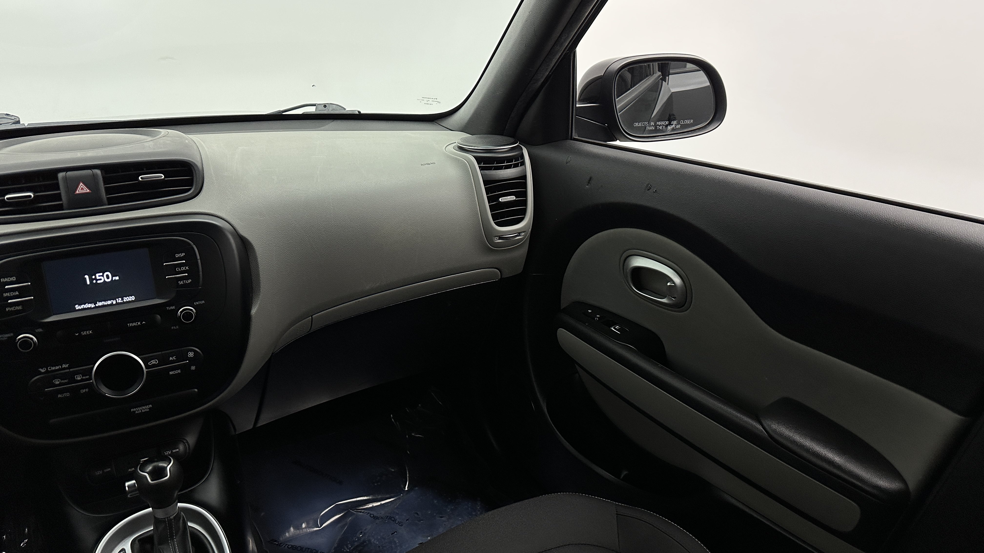 Used 2017 Kia Soul + FWD image 28