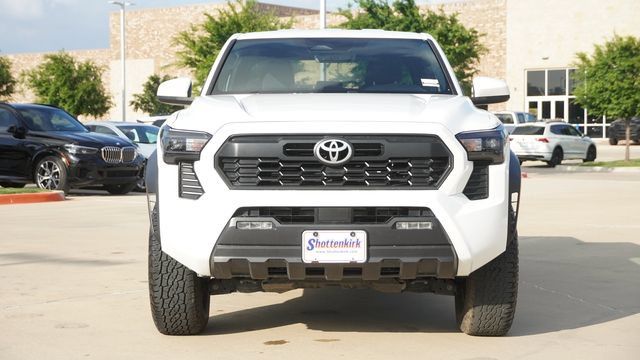 Used 2024 Toyota Tacoma TRD Off-Road AWD/4WD image 2