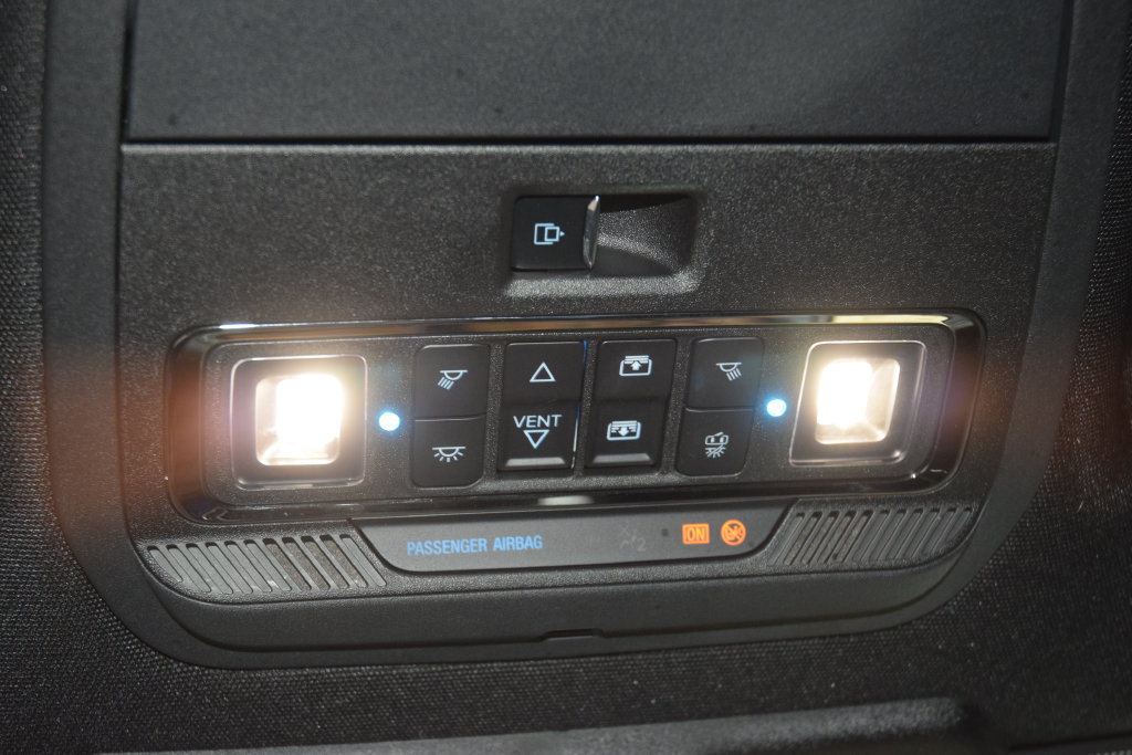 Used 2024 Ford F350 Platinum w/ FX4 Off-Road Package AWD/4WD image 55
