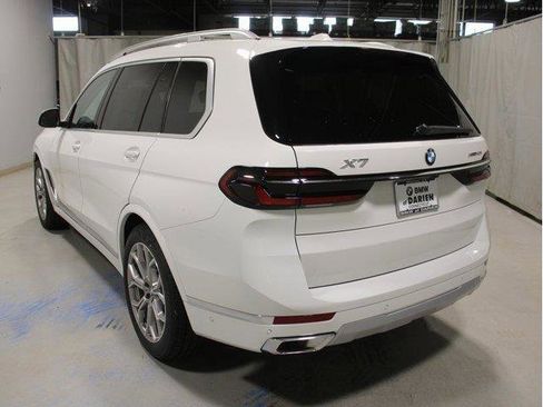 Used 2026 BMW X7 xDrive40i image 11