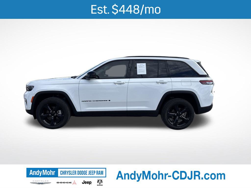 Used 2023 Jeep Grand Cherokee Limited w/ Luxury Tech Group II AWD/4WD image 4