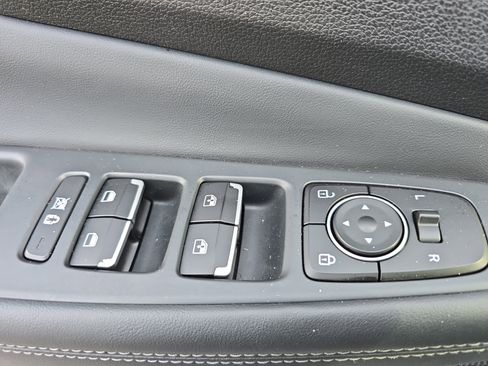 Used 2020 Hyundai Santa Fe Limited image 29