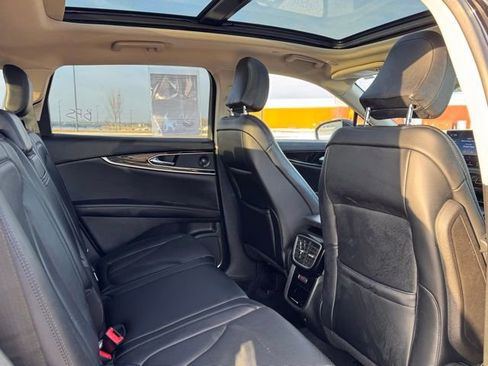 Used 2022 Lincoln Nautilus Reserve w/ Equipment Group 201A image 25