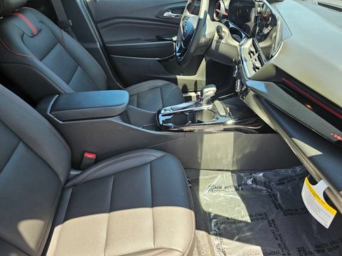 New 2026 Chevrolet Trax RS w/ Sunroof Package FWD image 10