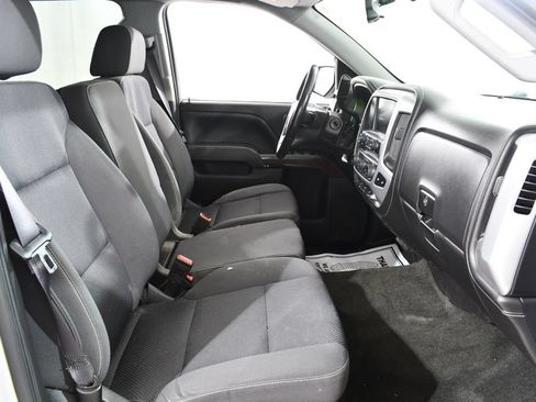 Used 2017 GMC Sierra 1500 SLE w/ SLE Value Package AWD/4WD image 10