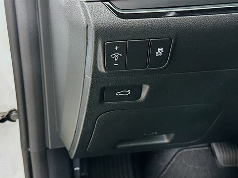 Used 2025 Kia K5 LXS image 17