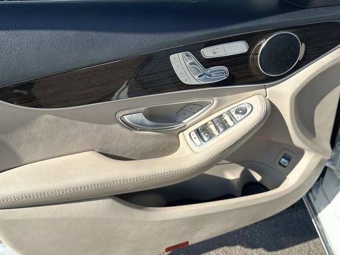 Used 2018 Mercedes-Benz C 300 4MATIC Sedan image 17