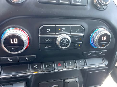 Used 2019 GMC Sierra 1500 SLE w/ SLE Value Package AWD/4WD image 28
