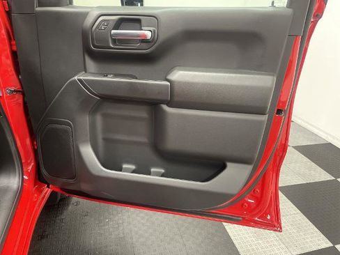 New 2026 GMC Sierra 1500 Pro w/ Pro Value Package image 17