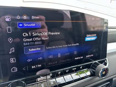 Used 2023 Chevrolet Colorado LT w/ LT Convenience Package III image 18