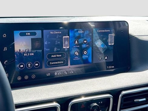 New 2026 Nissan Sentra SV w/ SV Convenience Package FWD image 10