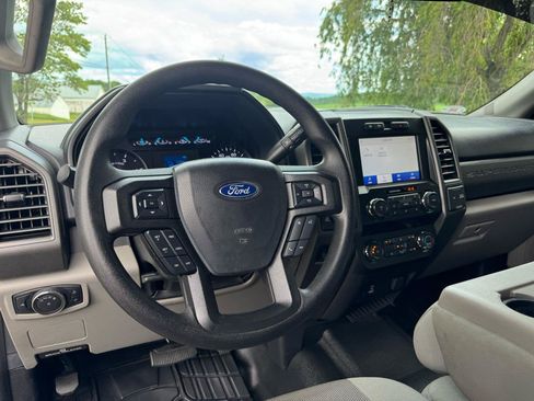 Used 2020 Ford F250 XL w/ STX Appearance Package AWD/4WD image 8