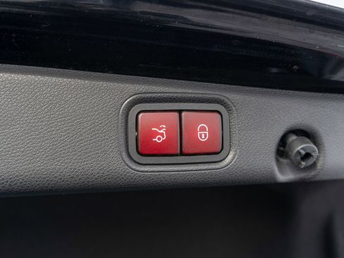 Used 2019 Mercedes-Benz E 300 E 300 image 11