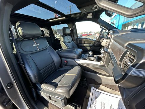 Used 2021 Ford F150 Platinum image 13