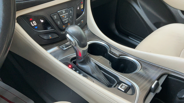 Used 2019 Buick Envision Preferred FWD image 17