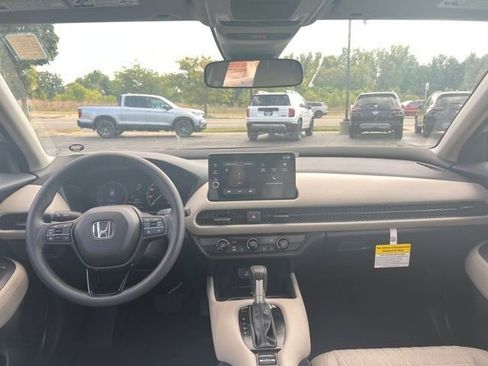 New 2026 Honda HR-V LX image 20