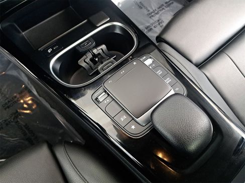 Used 2022 Mercedes-Benz A 220 image 24