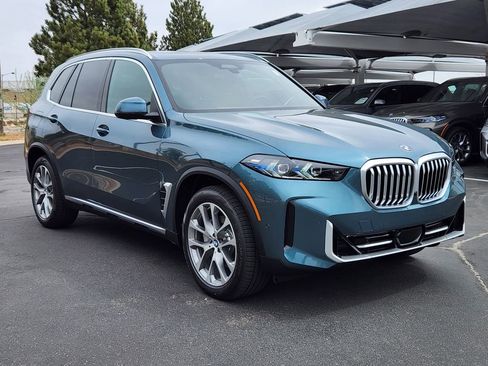 New 2026 BMW X5 xDrive40i AWD/4WD image 5