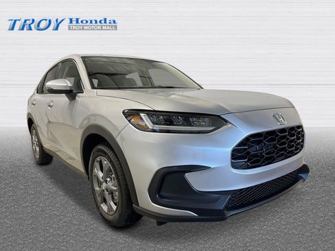 New 2026 Honda HR-V LX image 8