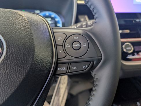 New 2026 Toyota Corolla Cross XLE image 17