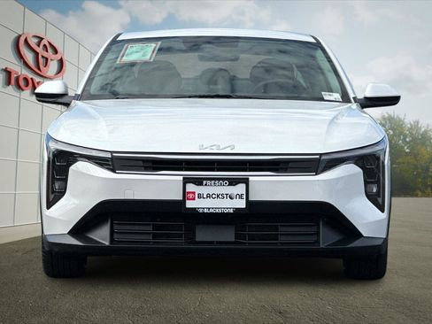 Used 2025 Kia K4 FWD image 8