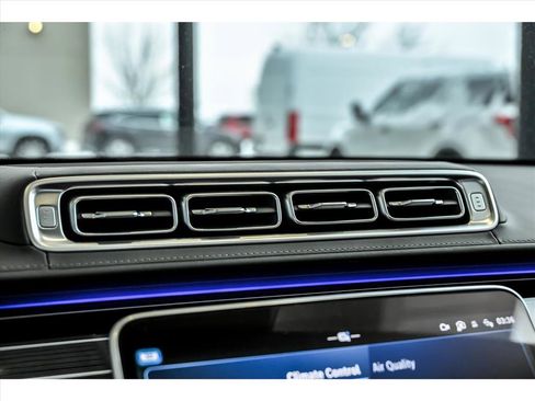 Certified 2023 Mercedes-Benz S 580 4MATIC Sedan image 19