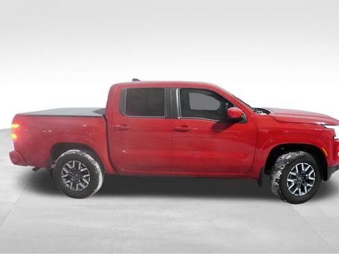 Used 2024 Nissan Frontier SL w/ Technology Package image 2