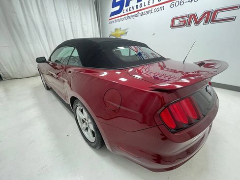 Used 2017 Ford Mustang Convertible RWD image 7