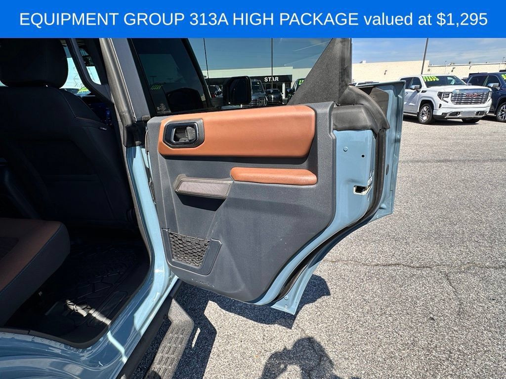 Used 2023 Ford Bronco Outer Banks AWD/4WD image 18
