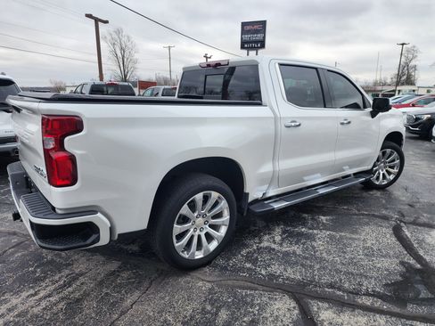Used 2021 Chevrolet Silverado 1500 High Country w/ Technology Package image 4