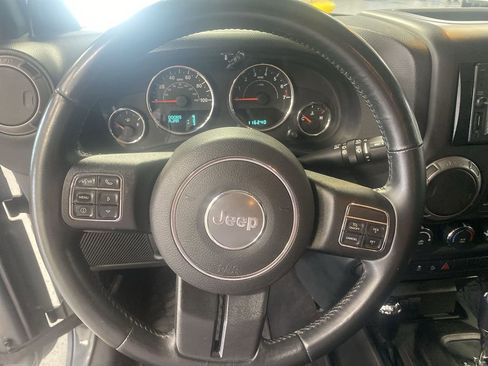 Used 2014 Jeep Wrangler Unlimited Sport AWD/4WD image 15