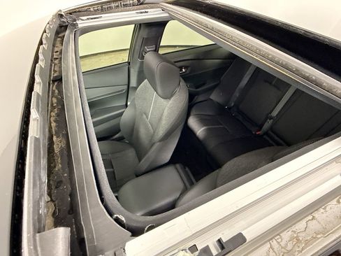 Used 2025 Honda Accord Sport image 14