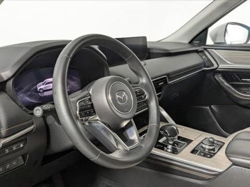 Used 2024 MAZDA CX-90 Plug-In Hybrid w/ Premium Pkg image 28