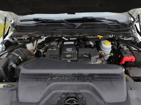 Used 2023 RAM 3500 Tradesman image 23