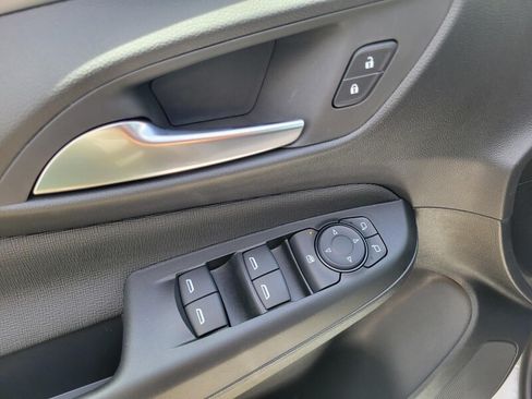 New 2026 Buick Envista Preferred FWD image 13